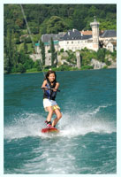 Ski nautique sur le lac du Bourget